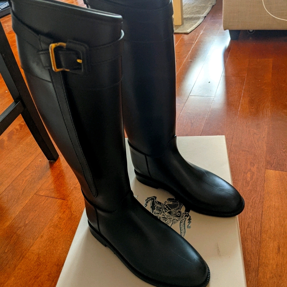 Burberry rain boots